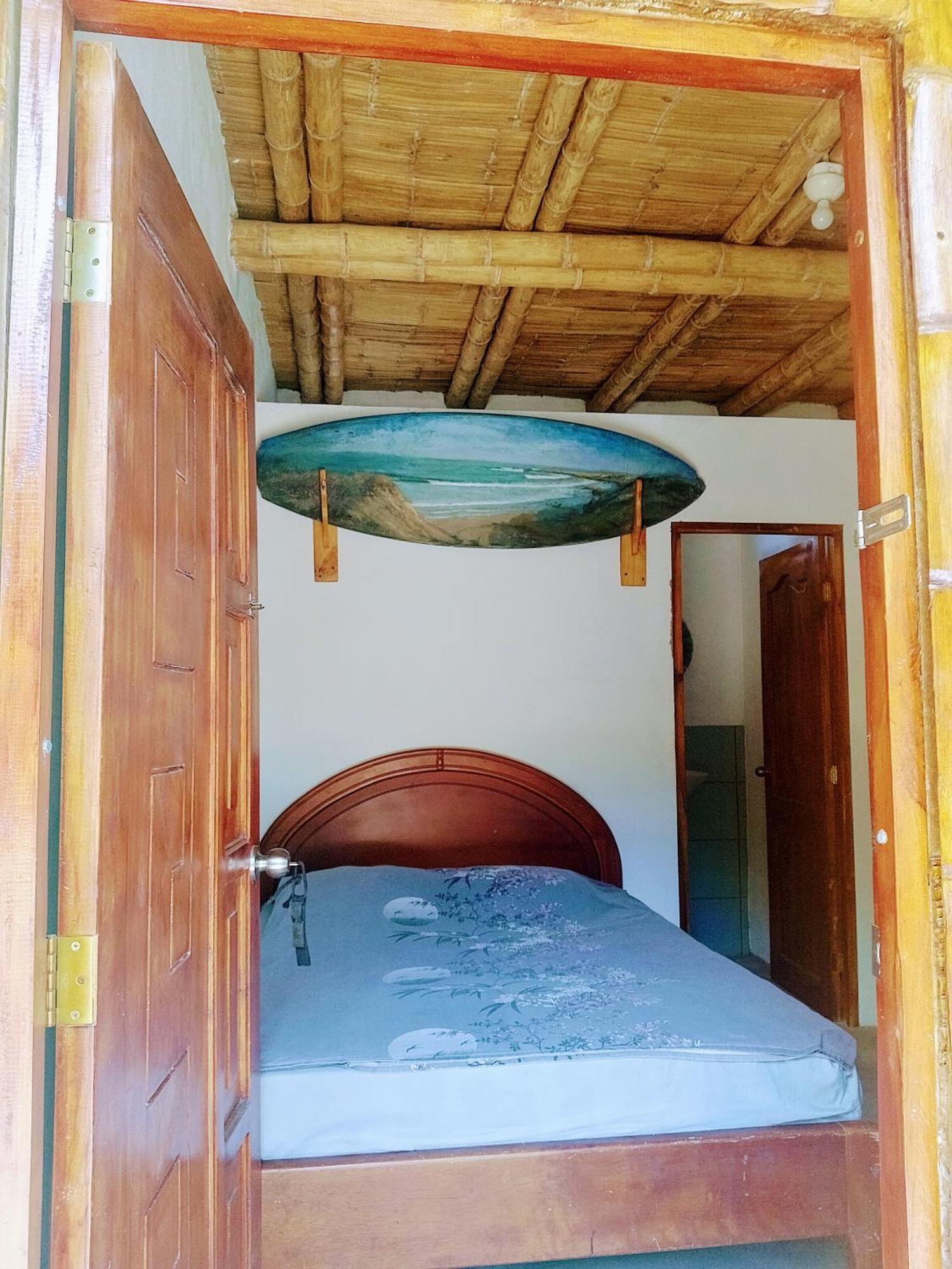 Hostal Puerto Engabao "El Surf Shelter" الغرفة الصورة